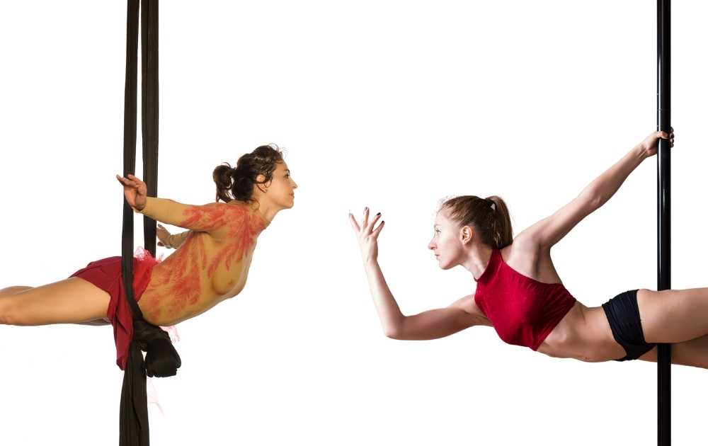 Similarities Between Aerial Silks And Pole Dancing